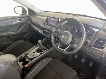 Nissan Qashqai 1.3 DIG-T MHEV Acenta Premium Euro 6 (s/s) 5dr