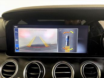 Mercedes-Benz E Class 2.0 E220d AMG Line (Premium Plus) G-Tronic+ Euro 6 (s/s) 5dr