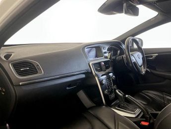Volvo V40 2.0 D3 R-Design Edition Auto Euro 6 (s/s) 5dr