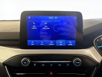 Ford Focus 1.0T EcoBoost Zetec Euro 6 (s/s) 5dr