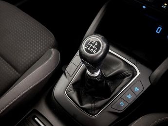 Ford Focus 1.0T EcoBoost Zetec Euro 6 (s/s) 5dr