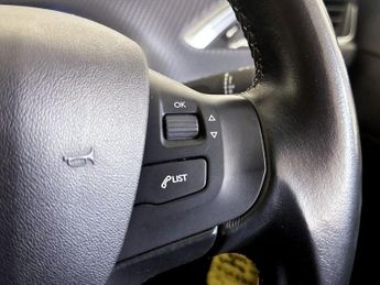 Peugeot 2008 1.2 PureTech GPF Allure Euro 6 (s/s) 5dr