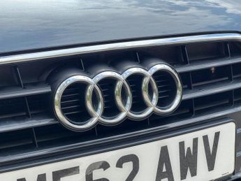 Audi A4 Avant 2.0 TDI S line Multitronic Euro 5 (s/s) 5dr