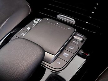 Mercedes-Benz A Class 1.3 A180 AMG Line Edition (Executive) 7G-DCT Euro 6 (s/s) 4dr