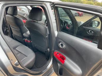 Nissan Juke 1.6 Tekna XTRON Euro 6 5dr