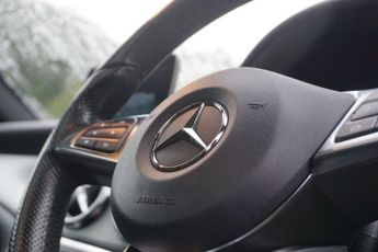 Mercedes-Benz GLA 2.1 GLA200d AMG Line (Premium Plus) 7G-DCT 4MATIC Euro 6 (s/s) 5