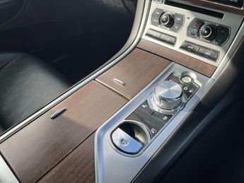 Jaguar XF 2.2d Luxury Auto Euro 5 (s/s) 4dr