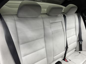 Mercedes-Benz C Class 1.8 C250 BlueEfficiency Sport Auto Euro 5 4dr