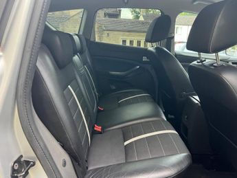 Ford Kuga 2.0 TDCi Titanium AWD Euro 4 5dr
