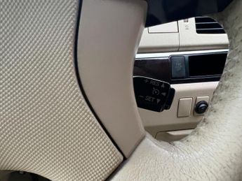 Toyota Estima Aeras G 2.4 Aeras 4WD Auto 7S
