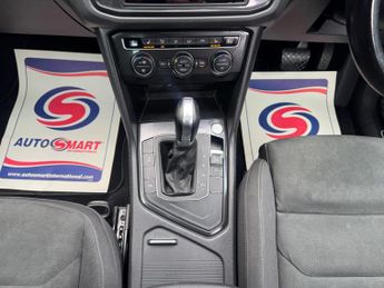 Volkswagen Tiguan 2.0 TDI BlueMotion Tech SEL DSG Euro 6 (s/s) 5dr
