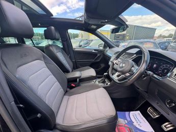 Volkswagen Tiguan 2.0 TDI BlueMotion Tech R-Line DSG 4Motion Euro 6 (s/s) 5dr