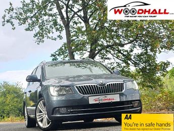 Skoda Superb 2.0 TDI Elegance DSG 4WD Euro 5 (s/s) 5dr