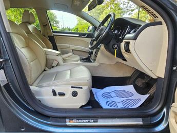 Skoda Superb 2.0 TDI Elegance DSG 4WD Euro 5 (s/s) 5dr