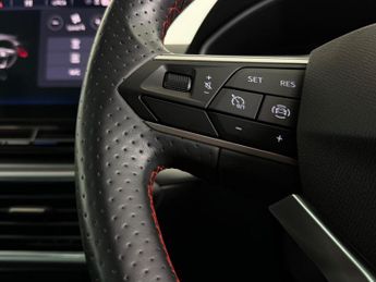 SEAT Leon 1.5 eTSI MHEV FR DSG Euro 6 (s/s) 5dr