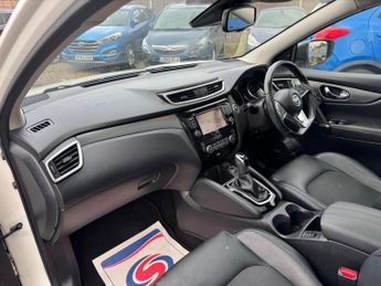 Nissan Qashqai 1.3 DIG-T Tekna DCT Auto Euro 6 (s/s) 5dr