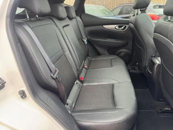Nissan Qashqai 1.3 DIG-T Tekna DCT Auto Euro 6 (s/s) 5dr