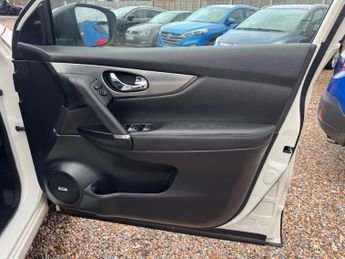 Nissan Qashqai 1.3 DIG-T Tekna DCT Auto Euro 6 (s/s) 5dr