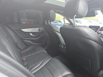 Mercedes-Benz C Class 2.1 C250d AMG Line (Premium Plus) 7G-Tronic+ Euro 6 (s/s) 4dr