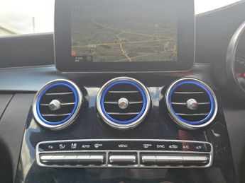 Mercedes-Benz C Class 2.1 C250d AMG Line (Premium Plus) 7G-Tronic+ Euro 6 (s/s) 4dr