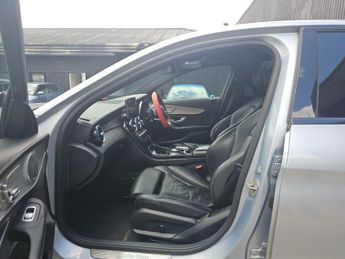 Mercedes-Benz C Class 2.1 C250d AMG Line (Premium Plus) 7G-Tronic+ Euro 6 (s/s) 4dr