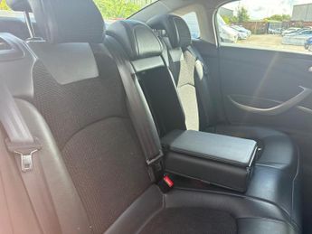 Citroen C5 1.6 e-HDi Airdream VTR EGS6 Euro 5 (s/s) 4dr