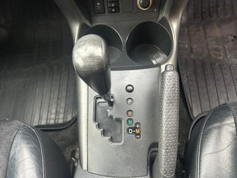 Toyota RAV4 2.2 D-CAT XT-R Auto 4WD Euro 5 5dr