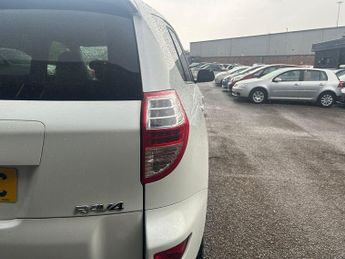 Toyota RAV4 2.2 D-CAT XT-R Auto 4WD Euro 5 5dr