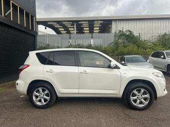 Toyota RAV4 2.2 D-CAT XT-R Auto 4WD Euro 5 5dr