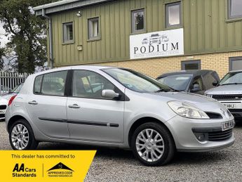 Renault Clio 1.2 TCe 16v Dynamique 5dr