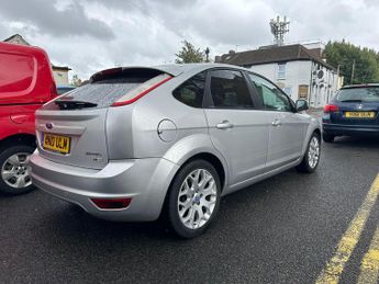 Ford Focus 1.6 TDCi DPF Zetec 5dr