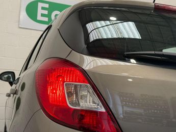 Vauxhall Corsa 1.4 16V SE Auto Euro 5 5dr