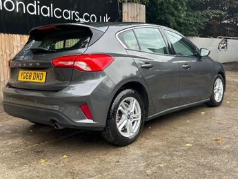 Ford Focus 1.0T EcoBoost Zetec Auto Euro 6 (s/s) 5dr