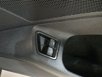 Volkswagen Passat 1.4 TSI 13kWh GTE DSG Euro 6 (s/s) 4dr