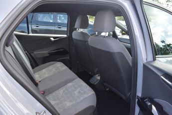 Volkswagen ID.3 Pure Performance 45kWh Life Auto 5dr