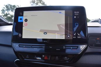 Volkswagen ID.3 Pure Performance 45kWh Life Auto 5dr
