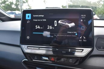 Volkswagen ID.3 Pure Performance 45kWh Life Auto 5dr