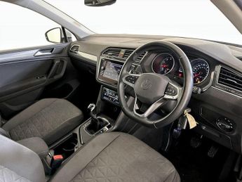 Volkswagen Tiguan 1.5 TSI Life Euro 6 (s/s) 5dr
