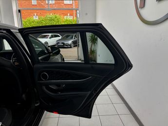 Mercedes-Benz E Class 2.0 E300de 13.5kWh AMG Line G-Tronic+ Euro 6 (s/s) 5dr