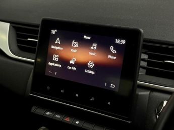 Renault Captur 1.3 TCe Iconic EDC Euro 6 (s/s) 5dr