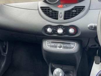 Renault Twingo 1.2 16V Pzaz Euro 5 3dr