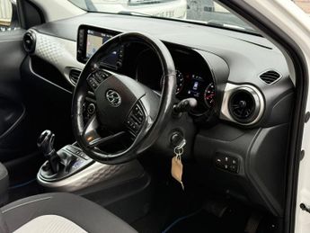 Hyundai i10 1.0 Premium Auto Euro 6 (s/s) 5dr