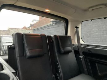 Land Rover Discovery 4 3.0 SD V6 SE Tech Auto 4WD Euro 5 (s/s) 5dr