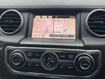 Land Rover Discovery 4 3.0 SD V6 SE Tech Auto 4WD Euro 5 (s/s) 5dr