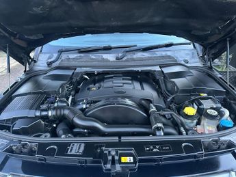 Land Rover Discovery 4 3.0 SD V6 SE Auto 4WD Euro 5 (s/s) 5dr