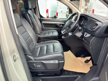 Vauxhall Vivaro Life 2.0 Turbo D Elite L MPV 5dr Diesel Manual LWB Euro 6 (s/s) (8 Se