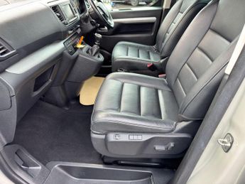 Vauxhall Vivaro Life 2.0 Turbo D Elite L MPV 5dr Diesel Manual LWB Euro 6 (s/s) (8 Se