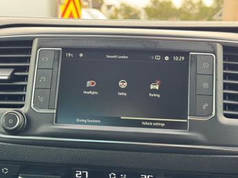 Vauxhall Vivaro Life 2.0 Turbo D Elite L MPV 5dr Diesel Manual LWB Euro 6 (s/s) (8 Se