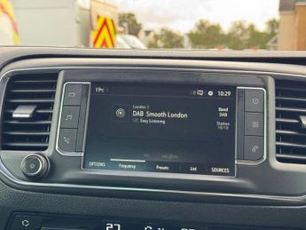 Vauxhall Vivaro Life 2.0 Turbo D Elite L MPV 5dr Diesel Manual LWB Euro 6 (s/s) (8 Se