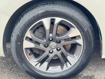 Vauxhall Vivaro Life 2.0 Turbo D Elite L MPV 5dr Diesel Manual LWB Euro 6 (s/s) (8 Se